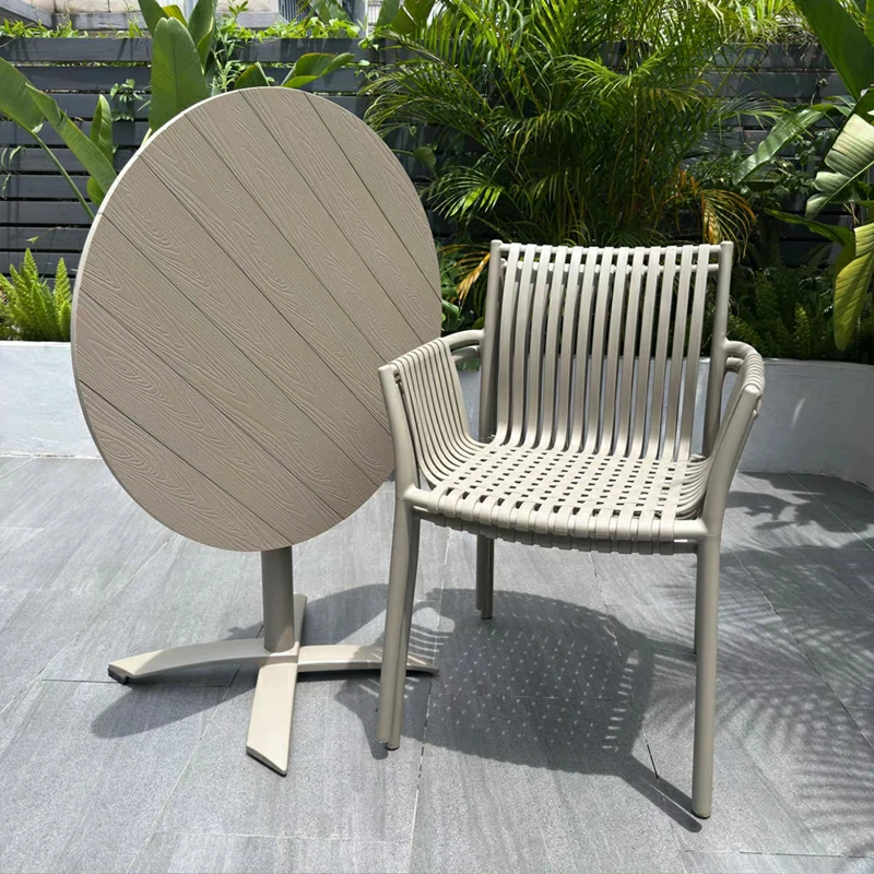 Round Folding Polywood Cafe Table And Chair