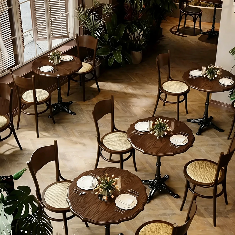 Scalloped Edge Restaurant Tables Classic Bentwood Chairs